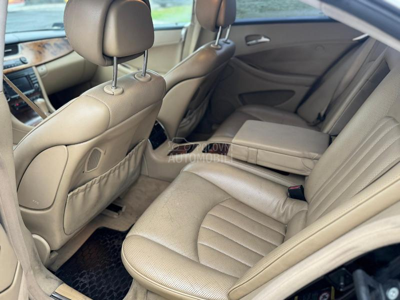 Mercedes Benz CLS 320 