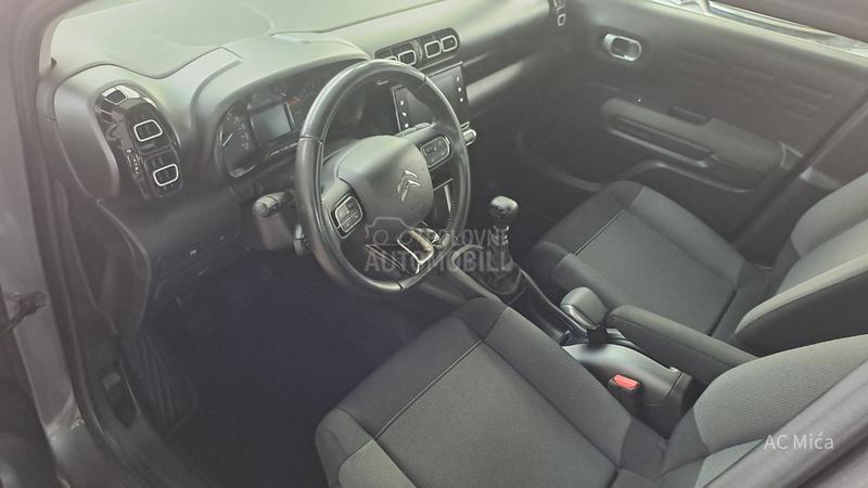 Citroen C3 Aircross 1.2PURE NAV LED USB