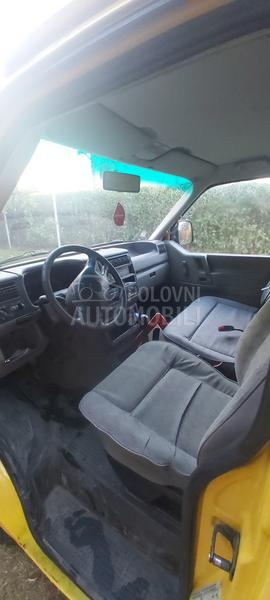 Volkswagen Transporter T4 1.9TD
