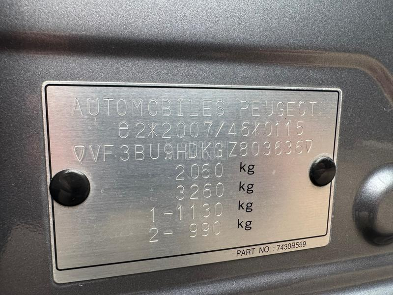 Peugeot 4008 1.6 HDI 4x4 CH