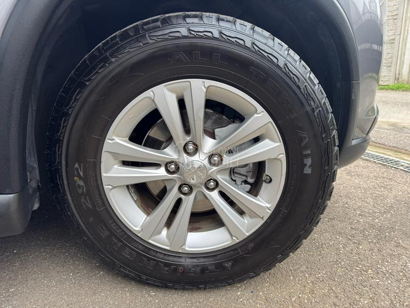 Peugeot 4008 1.6 HDI 4x4 CH