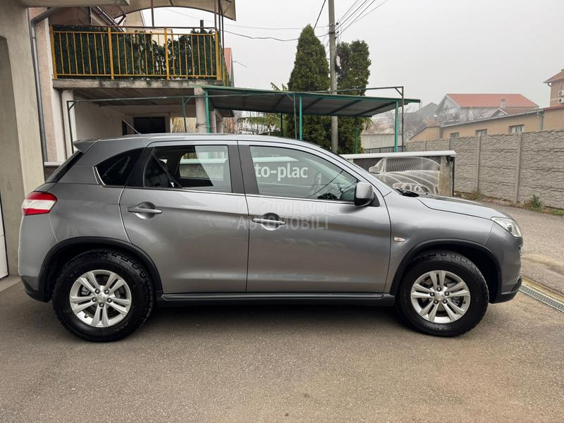 Peugeot 4008 1.6 HDI 4x4 CH