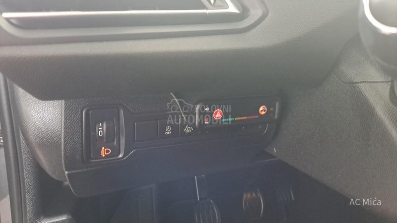 Peugeot 308 1.2 PURE NAV ALU LED