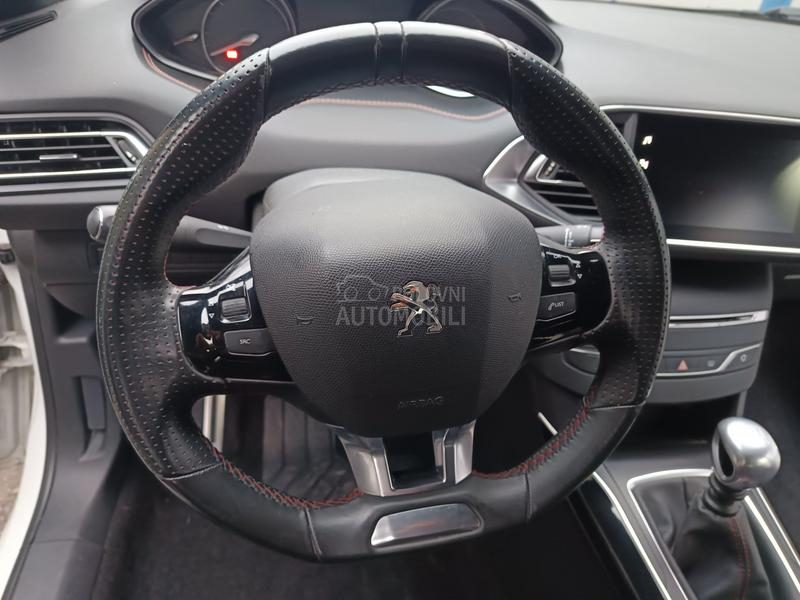 Peugeot 308 GT line