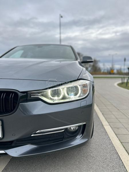 BMW 320d Luxury