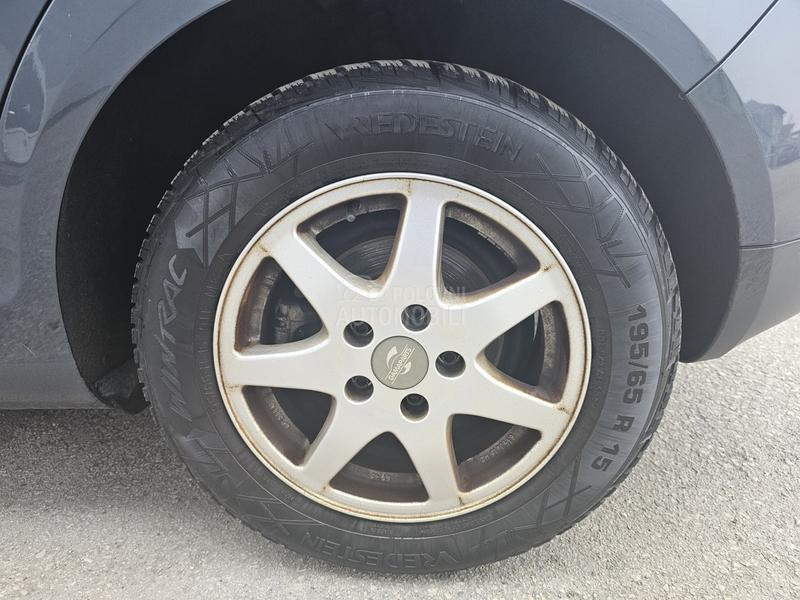 Volkswagen Golf Plus 1,6 16V iz CH