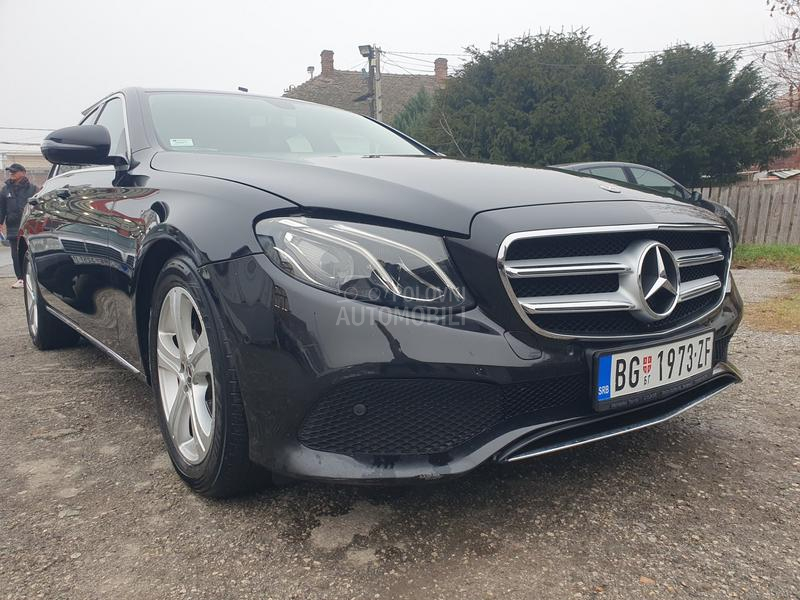 Mercedes Benz E 220 