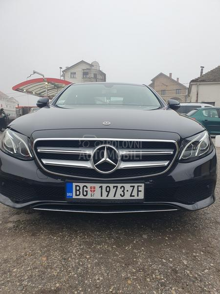 Mercedes Benz E 220 