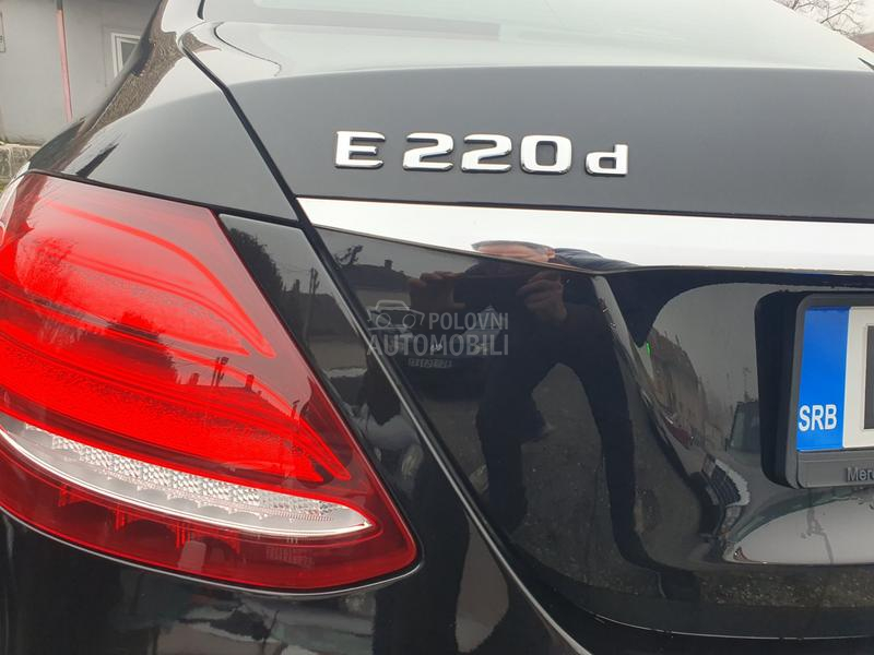 Mercedes Benz E 220 