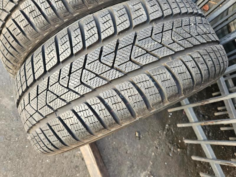 Pirelli 225/55 R17 Sve sezone