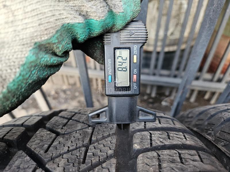 Pirelli 225/55 R17 Sve sezone