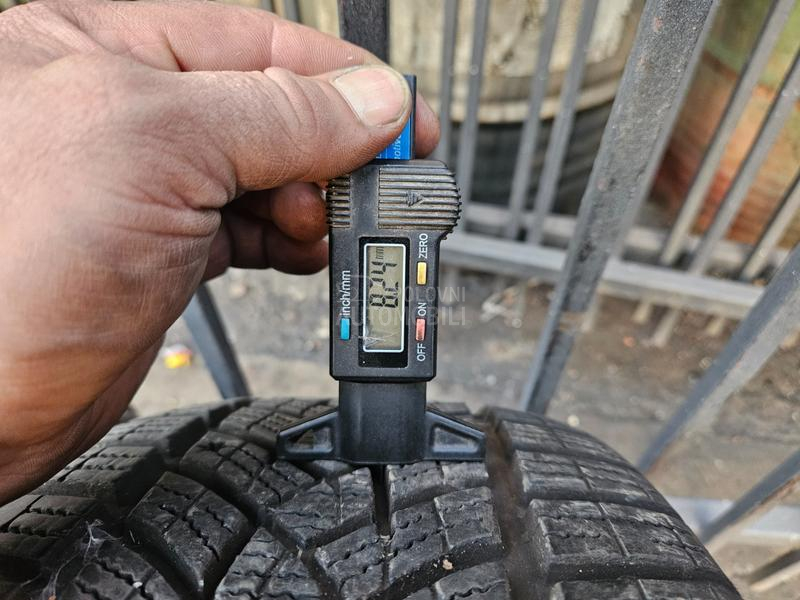 Goodyear 225/50 R17 Sve sezone