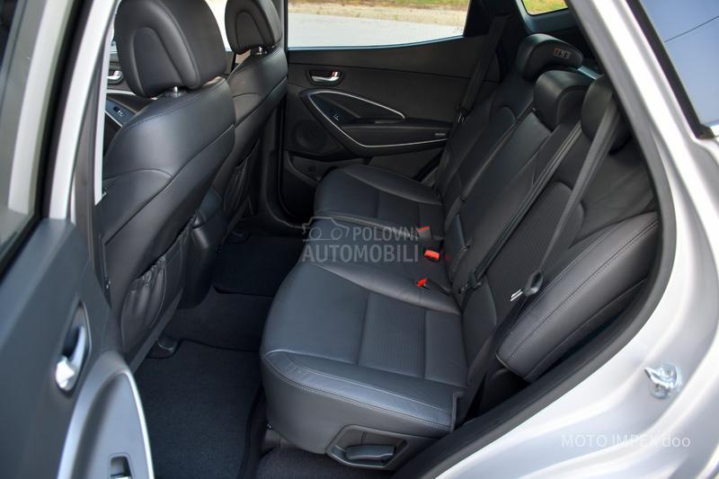 Hyundai Santa Fe 2.0 CRDI / 4x4 / CH