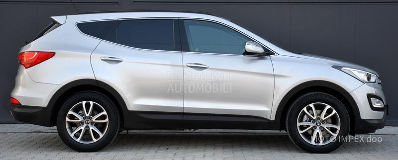 Hyundai Santa Fe 2.0 CRDI / 4x4 / CH
