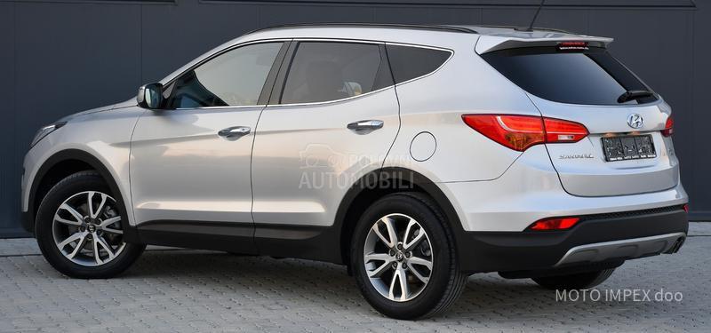 Hyundai Santa Fe 2.0 CRDI / 4x4 / CH