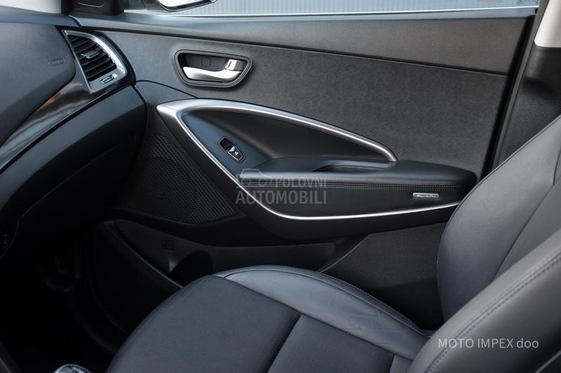 Hyundai Santa Fe 2.0 CRDI / 4x4 / CH