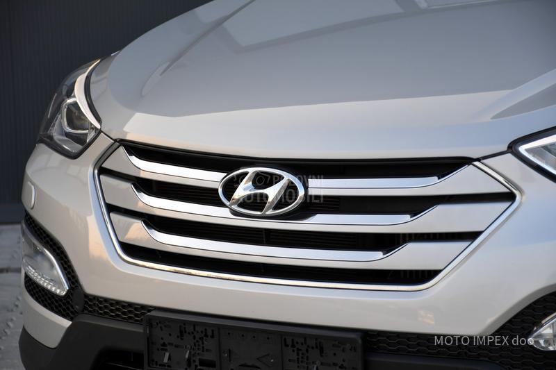 Hyundai Santa Fe 2.0 CRDI / 4x4 / CH