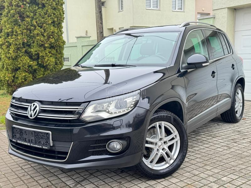 Volkswagen Tiguan HIGHLINE/LED/PANO