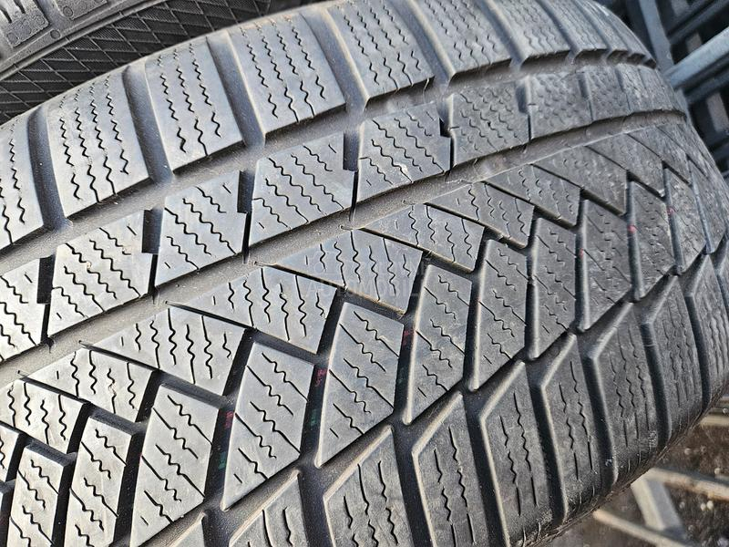 Continental 225/55 R17 Sve sezone