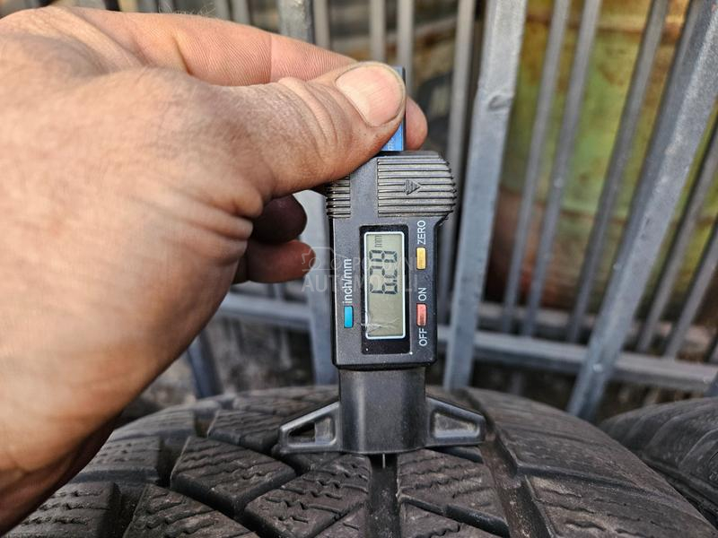 Continental 225/55 R17 Sve sezone