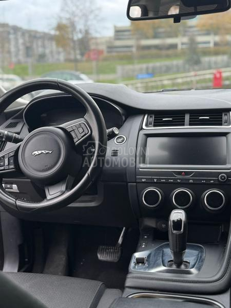 Jaguar E-Pace 