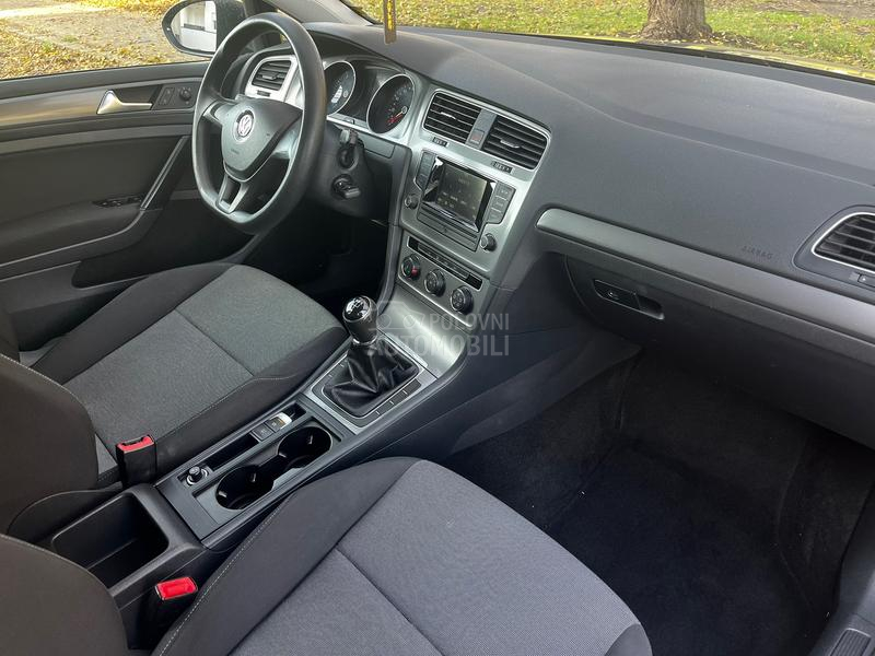 Volkswagen Golf 7 1.2b T.O.P.