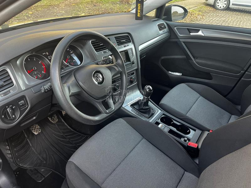 Volkswagen Golf 7 1.2b T.O.P.
