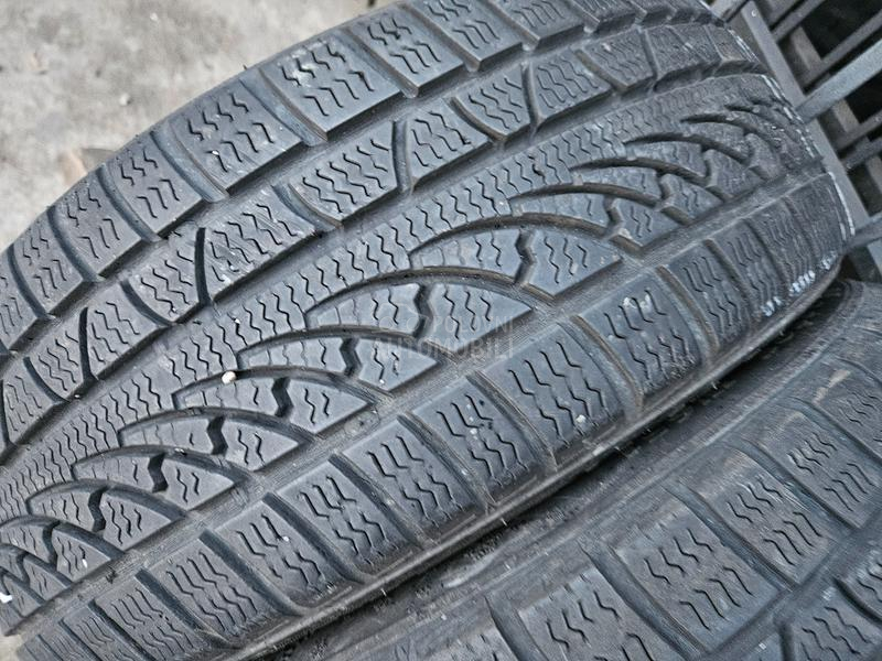 Petlas 185/55 R15 Sve sezone