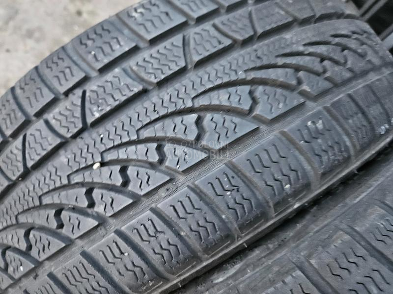 Petlas 185/55 R15 Sve sezone