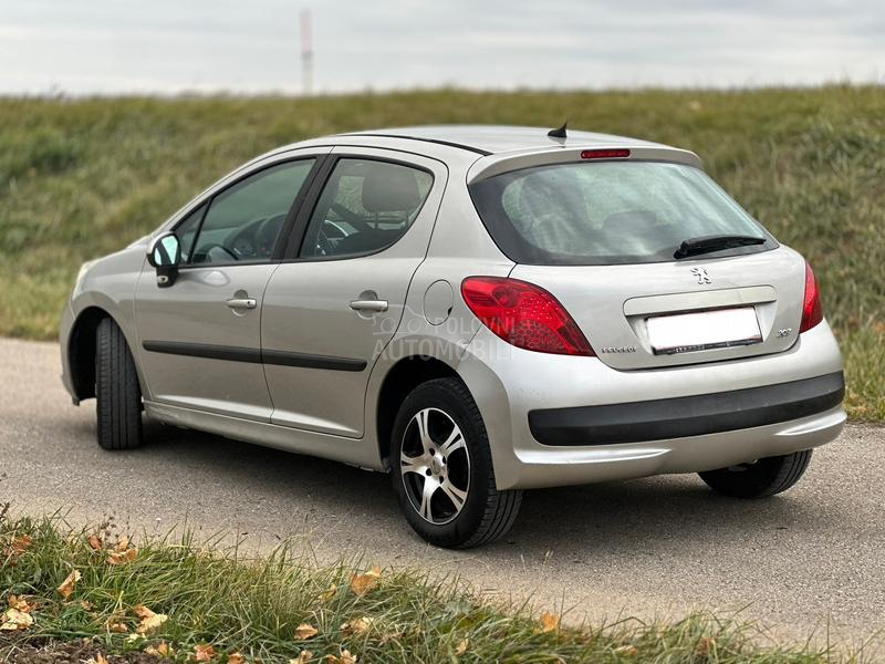 Peugeot 207 1.4