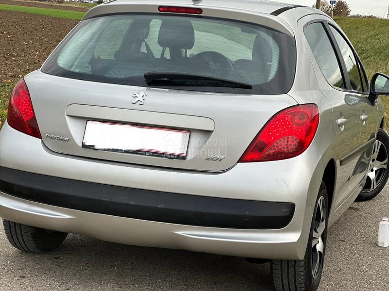 Peugeot 207 1.4