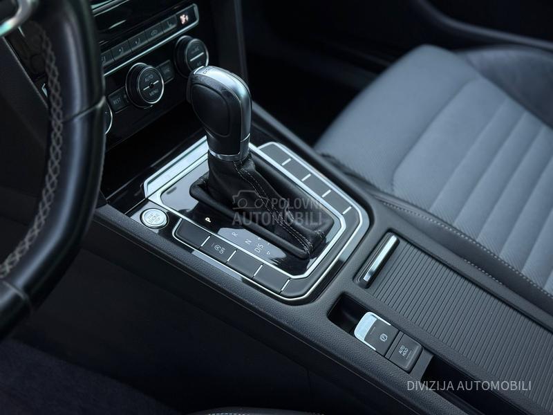 Volkswagen Passat B8 3xR-Line/Pano/Kamera