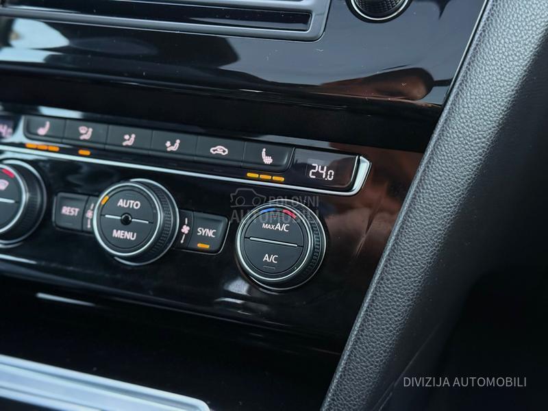 Volkswagen Passat B8 3xR-Line/Pano/Kamera