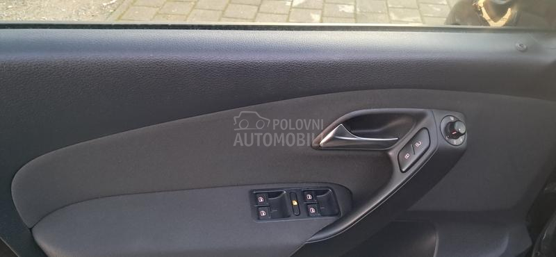 Volkswagen Polo R LINE 1.2TSI