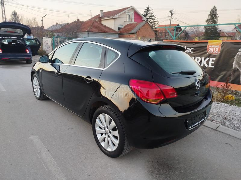 Opel Astra J 1.7CDTI