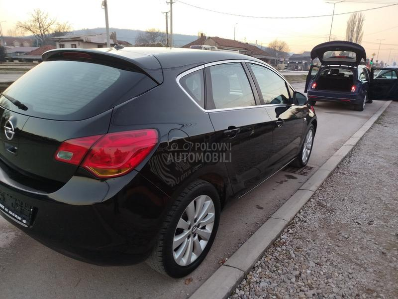 Opel Astra J 1.7CDTI