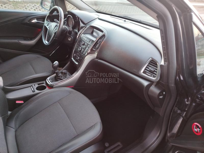 Opel Astra J 1.7CDTI