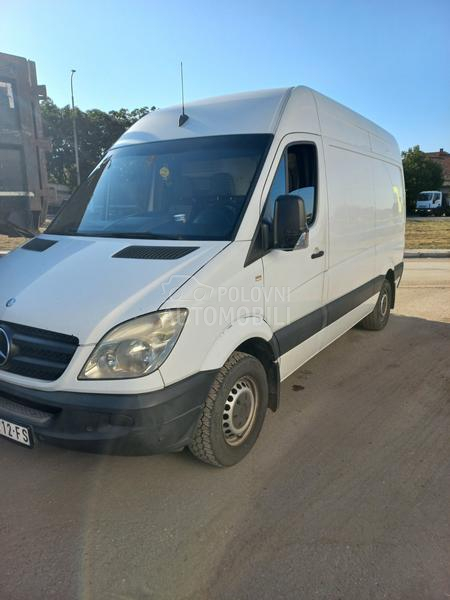 Mercedes Benz Sprinter 313