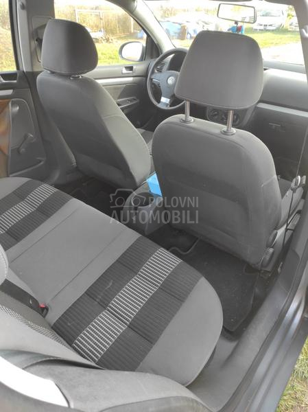 Volkswagen Golf 5 1900