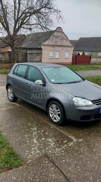Volkswagen Golf 5 1900