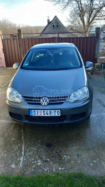 Volkswagen Golf 5 1900