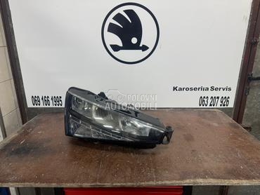 Desni far za Škoda Skala