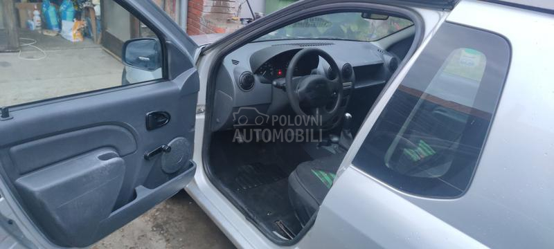 Dacia Logan 1.6