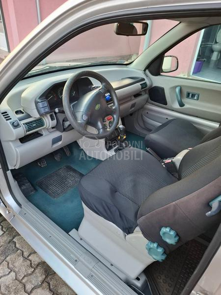 Land Rover Freelander 