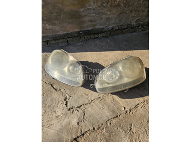 Farovi za Volkswagen Golf 5 od 2003. do 2008. god.