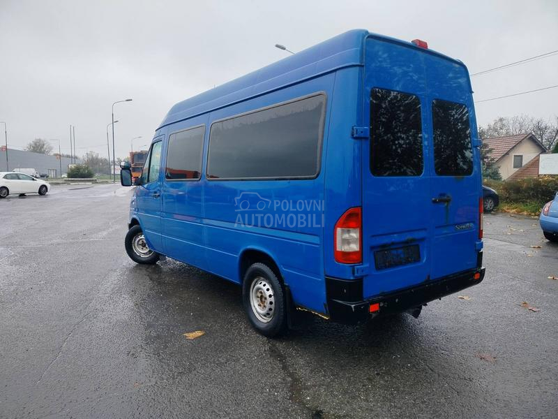 Mercedes Benz Sprinter 211