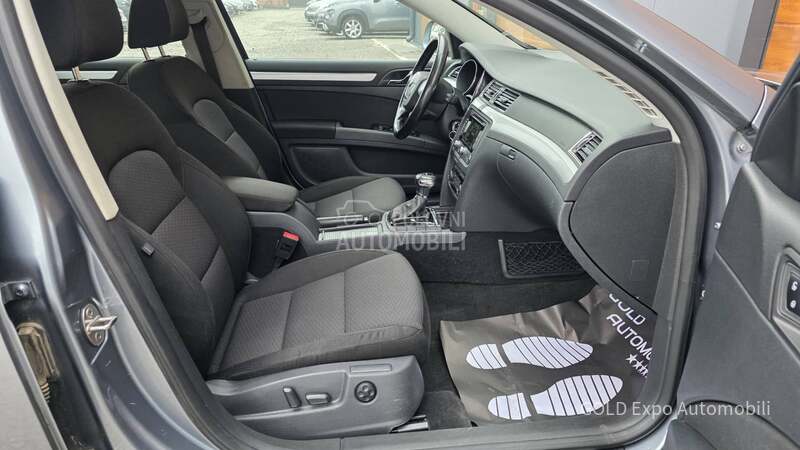 Škoda Superb 2.0 TDi CR 125 SPORT