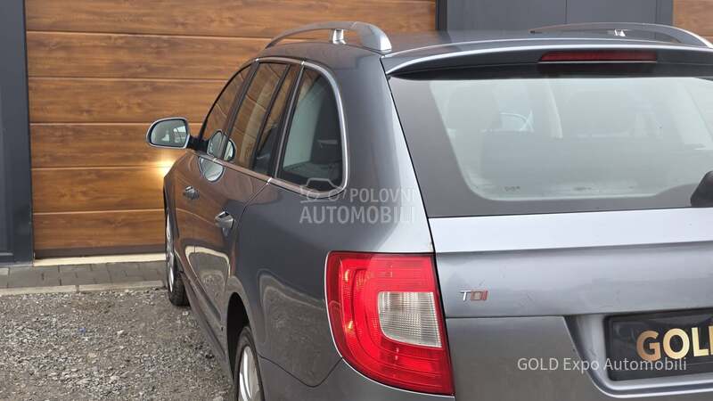 Škoda Superb 2.0 TDi CR 125 SPORT