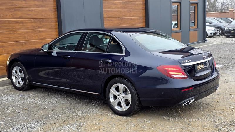 Mercedes Benz E 220 2.0D 9G AVANTARD