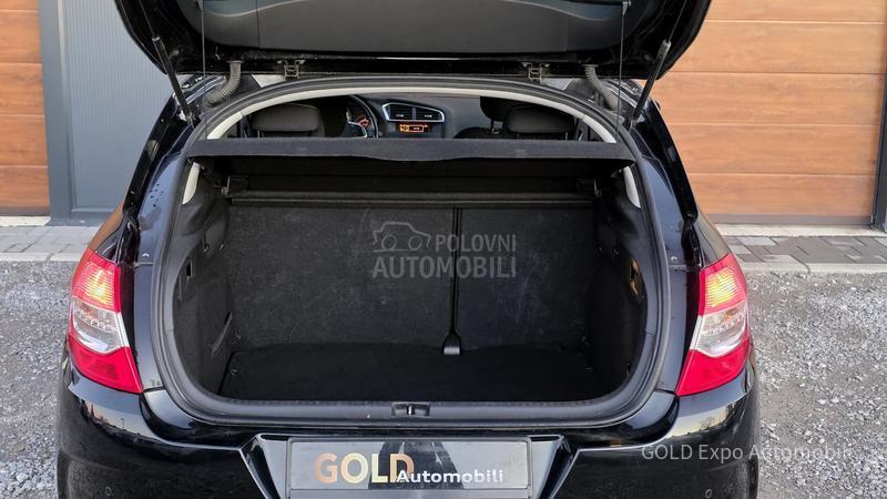 Citroen C4 1.6 HDi PREMIUM EDIT